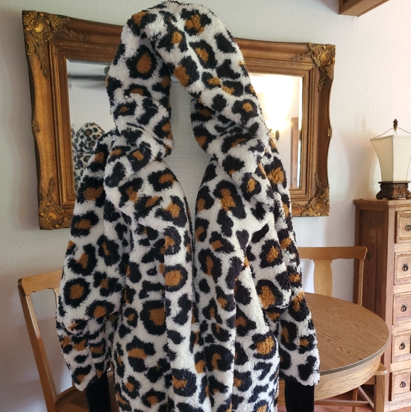 G.I.L.I. Jackets & Coats Gili Oversized Plush Sherpa Lounger Hoodie